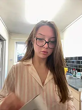 Bellesweett online show from 04.08.26