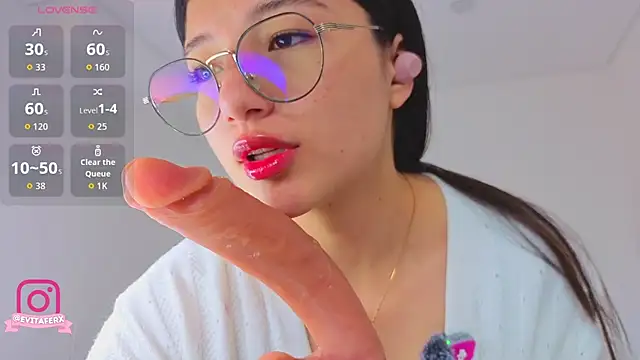 eva depp  online show from 07.15.26