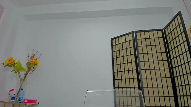 MiaNoirr online show from 03.25.26