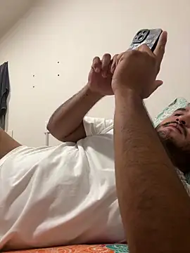 Snapshot of CEESNURO chatting on 03.02.26 CEESNURO online show from 03.02.26