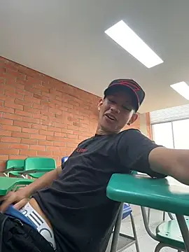 HarryGaze online show from 04.10.26