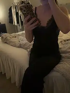 emspett08 online show from 04.18.26