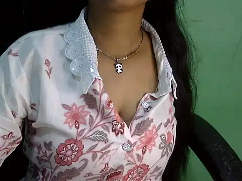 cute momo love online show from 03.26.26