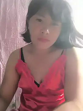 Snapshot of juicy-milu chatting on 05.28.26 juicy-milu online show from 05.28.26