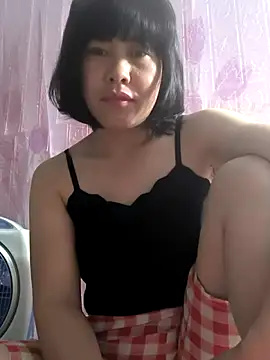 Snapshot of juicy-milu chatting on 05.29.26 juicy-milu online show from 05.29.26