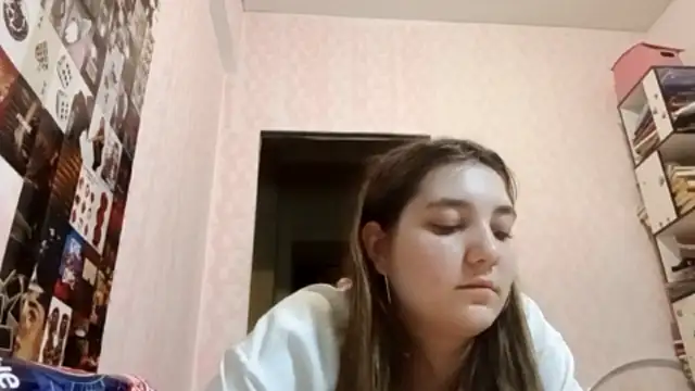 Snapshot of JanineThielman chatting on 07.06.26 JanineThielman online show from 07.06.26