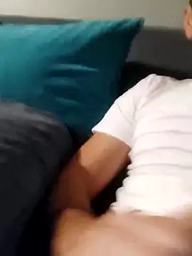 Andrew 742 online show from 04.10.26