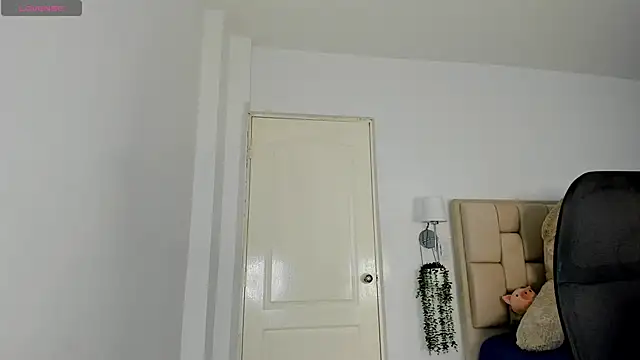 Yasmin cute online show from 05.19.26