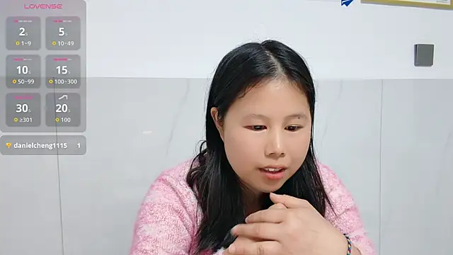 Hannah-33 online show from 02.25.26