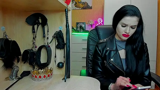 KristiTopxx online show from 04.15.26