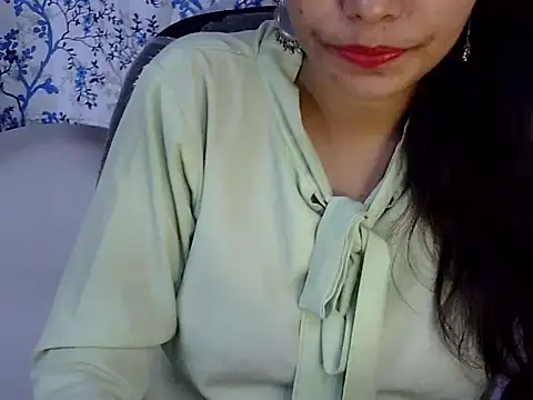 Snapshot of Neha_Sharma2 chatting on 07.15.26 Neha Sharma2 online show from 07.15.26
