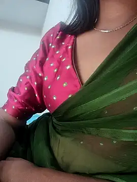 Snapshot of Lovely_sanah chatting on 02.24.26 Lovely sanah online show from 02.24.26