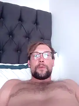 GaryJohnson79 online show from 07.08.26