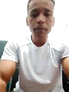 Snapshot of Rodr_go14 chatting on 06.12.26 Rodr go14 online show from 06.12.26
