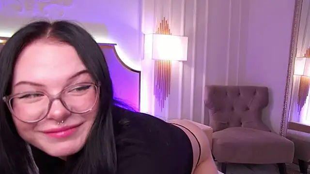 CindyMil online show from 02.28.26