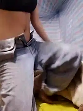 Lala-labu online show from 04.15.26