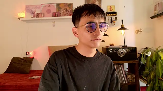 Snapshot of Sr_evann chatting on 02.28.26 Sr evann online show from 02.28.26