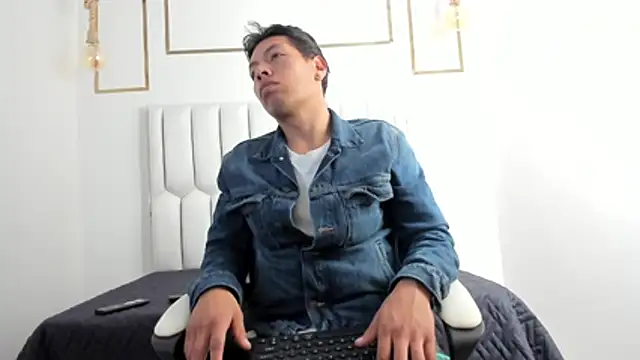 Snapshot of win_mds chatting on 02.24.26 win mds online show from 02.24.26