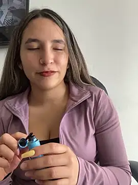 Snapshot of MANU_EF chatting on 02.27.26 MANU EF online show from 02.27.26