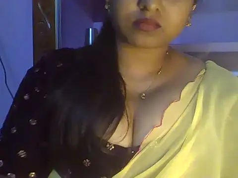 Snapshot of Tamil_Kuttyma chatting on 06.25.26 Tamil Kuttyma online show from 06.25.26