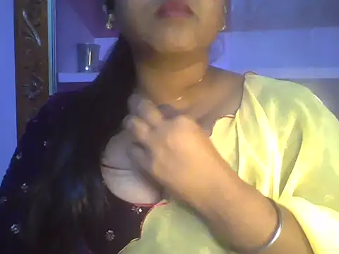 Snapshot of Tamil_Kuttyma chatting on 07.12.26 Tamil Kuttyma online show from 07.12.26