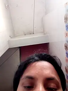 Snapshot of Mishu021 chatting on 02.25.26 Mishu021 online show from 02.25.26