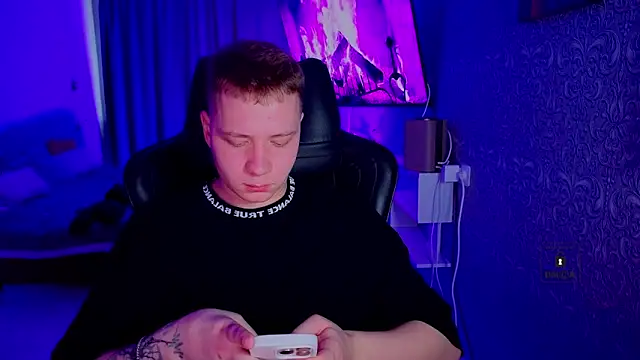 Karl Night  online show from 05.04.26