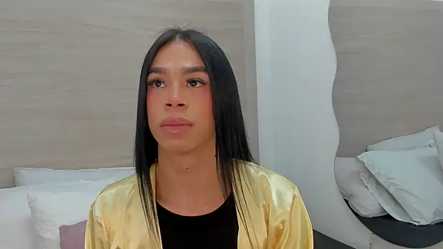 Snapshot of Miia03 chatting on 03.14.26 Miia03 online show from 03.14.26