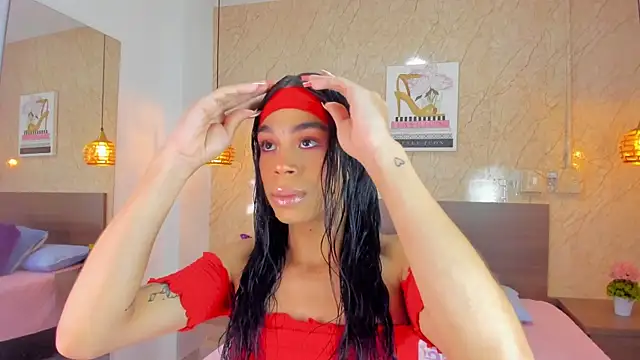 Snapshot of Miia03 chatting on 04.15.26 Miia03 online show from 04.15.26