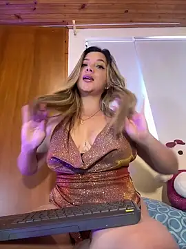 FoxxySweet online show from 04.06.26