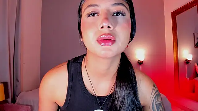 KimTaylorW online show from 07.04.26