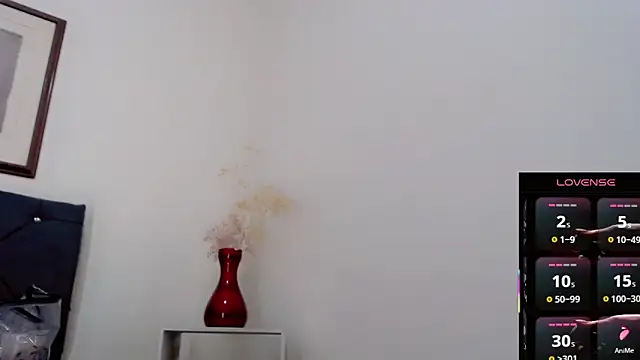 Emma Boms online show from 03.14.26