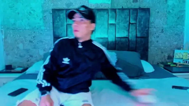 alex and christhoper online show from 04.21.26