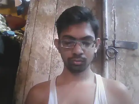 Snapshot of RandomOrbit_x chatting on 02.25.26 RandomOrbit x online show from 02.25.26