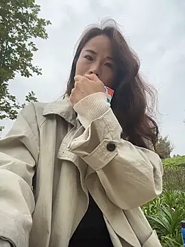 Mia-lp online show from 04.07.26