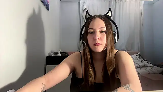 Snapshot of SheryllPickrel chatting on 03.04.26 SheryllPickrel online show from 03.04.26
