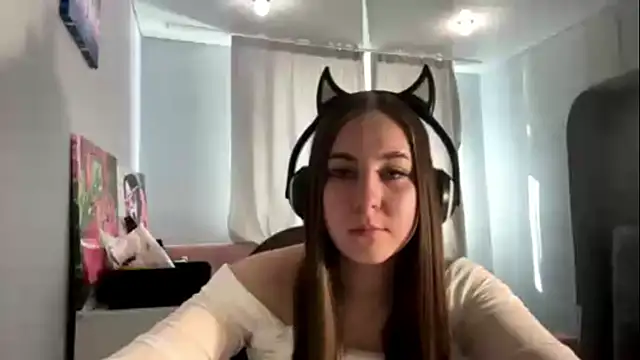 Snapshot of SheryllPickrel chatting on 03.15.26 SheryllPickrel online show from 03.15.26
