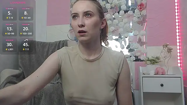 Snapshot of EmberLuna_ chatting on 06.18.26 EmberLuna online show from 06.18.26