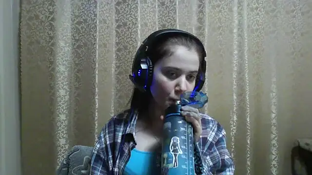 Snapshot of CarinaFolmar chatting on 03.02.26 CarinaFolmar online show from 03.02.26