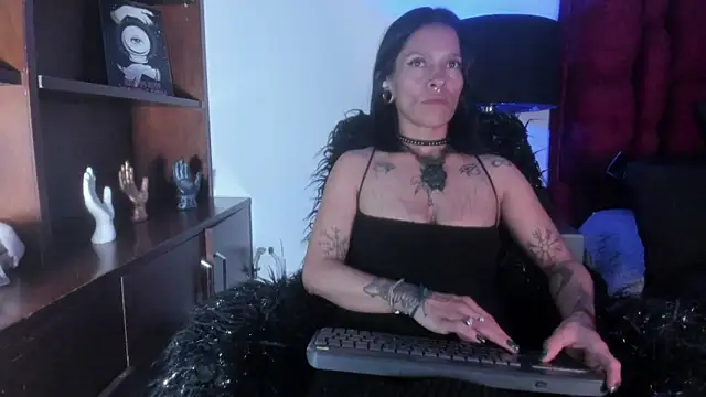 Amelie Blake online show from 04.01.26