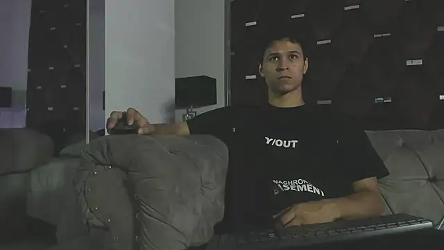 Snapshot of TonyBenedetti chatting on 07.13.26 TonyBenedetti online show from 07.13.26