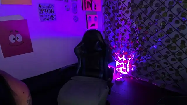 Megan Collinss1 online show from 03.07.26