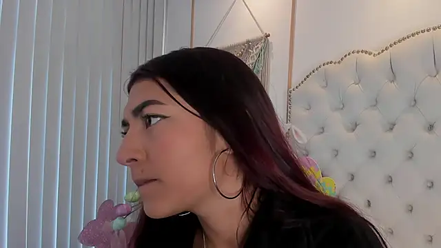 Sara funy online show from 04.06.26