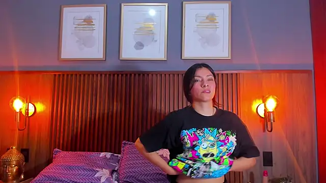 Snapshot of gabyevans4 chatting on 03.24.26 gabyevans4 online show from 03.24.26