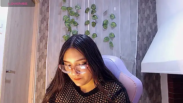 anyela donecm online show from 04.06.26