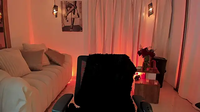 Snapshot of IsabellaLux_ chatting on 06.12.26 IsabellaLux online show from 06.12.26