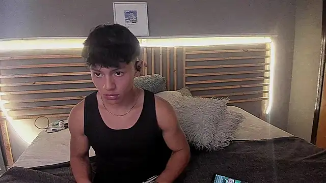 clark ken01 online show from 03.04.26