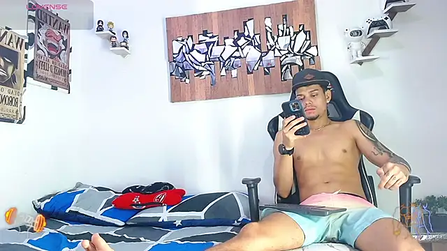 AdamsDvi online show from 03.08.26