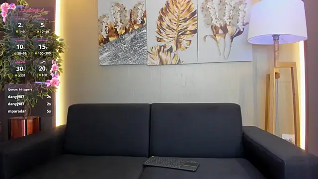 ValentinaaMilan online show from 04.09.26