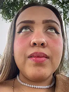 Moon Velvet  online show from 03.01.26